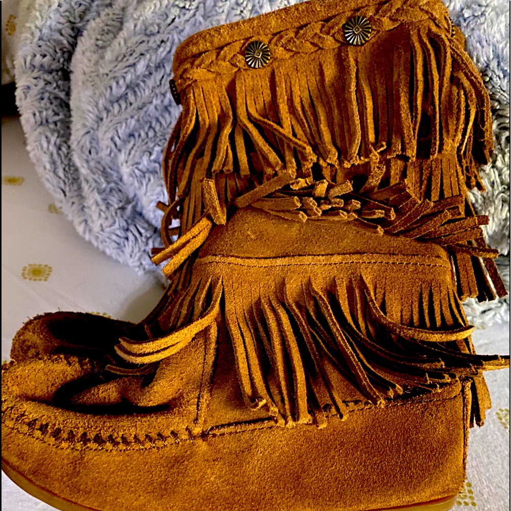 Minnetonka boots